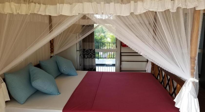Paradise Hilltop Villa & Apartment Гале Екстериор снимка